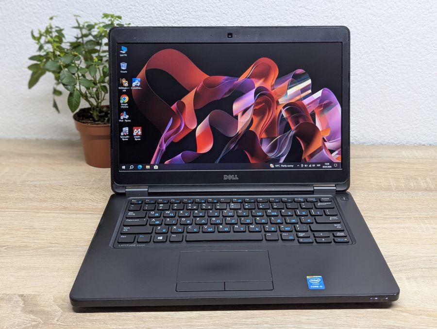 Ноутбук Б/В Dell Latitude E5450, Intel Core i5-5200U, DDR3 8GB, SSD 128GB, 14" HD [ProductHub SKU Dell577]