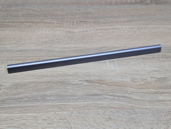Б/В Заглушка петель для ноутбука HP 250 G7