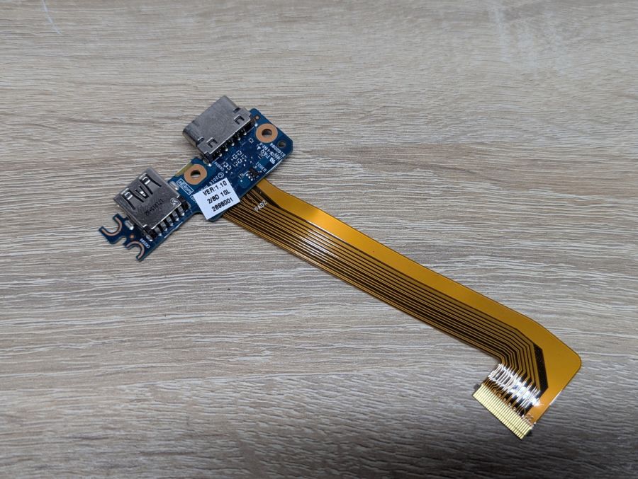 Б/В Додаткова плата портів USB та VGA зі шлейфом для ноутбука HP 850 G3,840 G3, 745 G3,755 G3 [ProductHub SKU 837846]