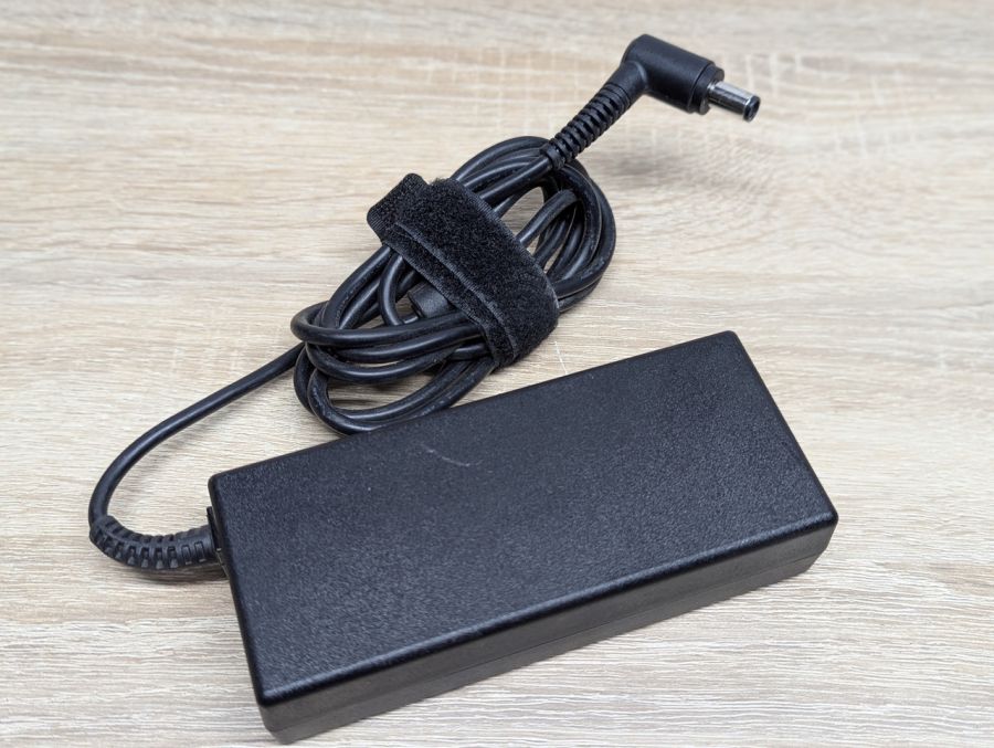 Блок живлення HP 90W 7.4x5.0 кутовий Б/В