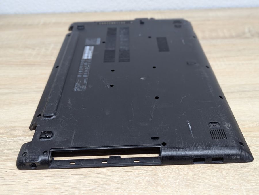 Б/В Нижня частина корпусу (піддон) для ноутбука Acer Aspire E5-772G [ProductHub SKU 04X05]