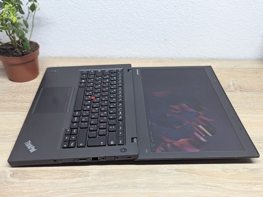 Ноутбук Б/В Lenovo ThinkPad T440, Intel Core i5-4300U, DDR3 8GB, SSD 128GB, 14" HD