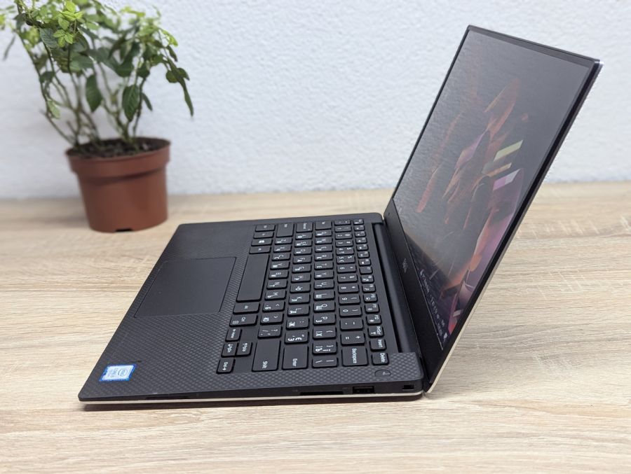 Ноутбук Б/В Dell XPS 13 9360, Intel Core i5-7200U, DDR4 8 GB, SSD 256GB, 13" Full HD [ProductHub SKU Dell591]