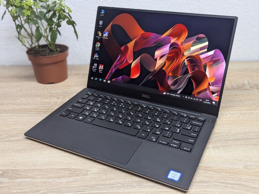 Ноутбук Б/В Dell XPS 13 9360, Intel Core i5-7200U, DDR4 8 GB, SSD 256GB, 13" Full HD [ProductHub SKU Dell591]