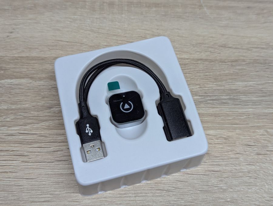 Новий Аавтомобільний адаптер CarPlay та Android Auto [ProductHub SKU 5779(16)]