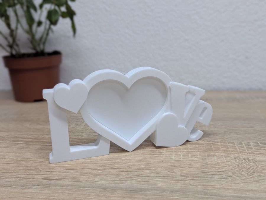 Б/В Настільна фоторамка з написом "Love" [ProductHub SKU Love]