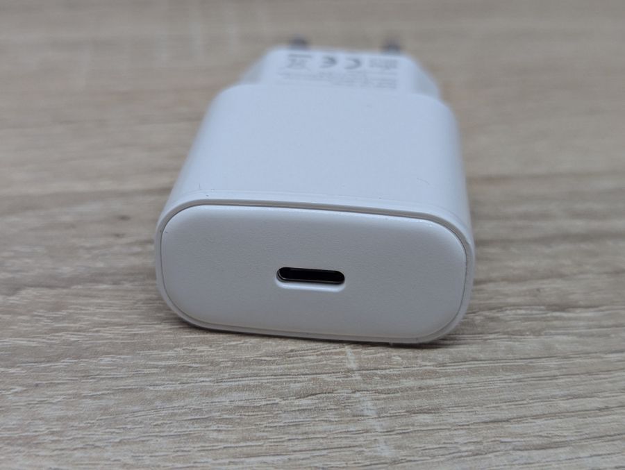 Новий Мережевий зарядний пристрій USB Type-C 20W [ProductHub SKU CA-2016C(16)]