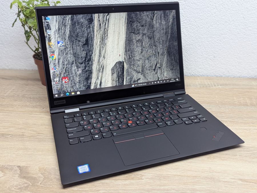 Ноутбук Б/В Lenovo X1 Yoga 3rg, Intel Core i7-8550U, DDR3 8GB, SSD 256GB, 14" Full HD Сенсор [ProductHub SKU L586]
