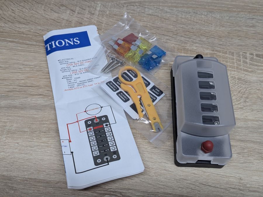 Новий Універсальний 6-позиційний блок запобіжників 32V [ProductHub SKU 56732(20)]