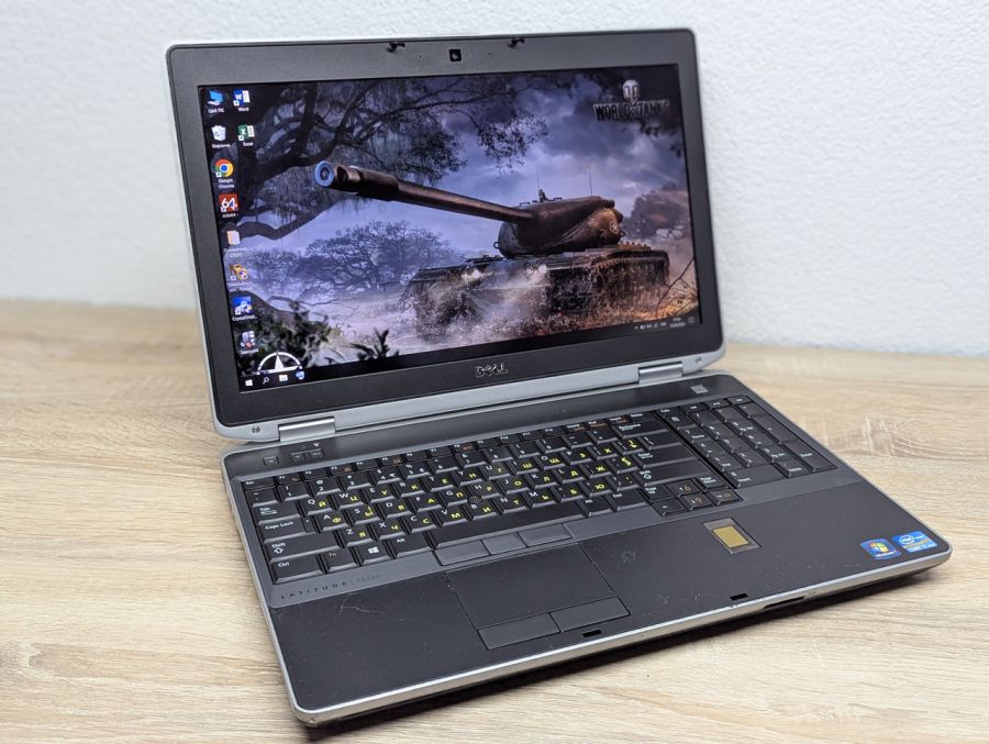 Ноутбук Б/В Dell Latitude E6530, Intel Core i7-3720QM, DDR3 8GB, SSD 256GB, NVIDIA NVS 5200M 1GB, 15.6" Full HD