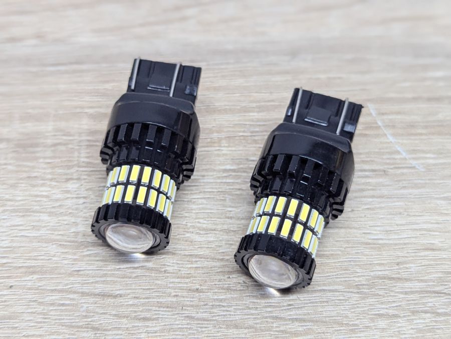 Новий Автомобільні світлодіодні LED-лампи Oushi T20 W21\5W,7443 [ProductHub SKU OushiT20(16)]