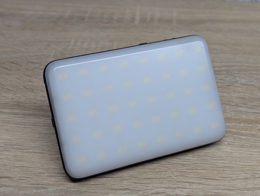 Новий Кемпінговий LED-ліхтар Eventek з функцією Power Bank 20 000 мАг [ProductHub SKU Eventek2(15)]
