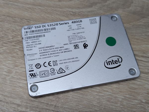 SSD Intel DC S3520 Series 480 ГБ 2.5"Життя 100% Б/В