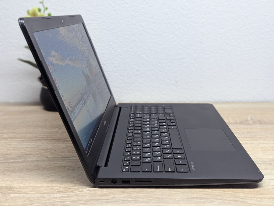Ноутбук Б/В Dell Latitude 3550, Intel Core i5-5200U, DDR3 8 GB, SSD 128GB, NVIDIA GeForce 830M 2Gb, 15.6" Full HD [ProductHub SKU Dell608]
