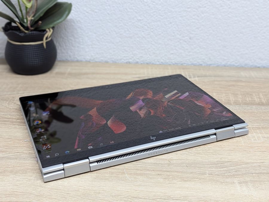 Ноутбук Б/В HP EliteBook X360 1030 G3, Intel Core i5-8265U, DDR4 16 GB, SSD 256GB, 13" Full HD [ProductHub SKU HP886]