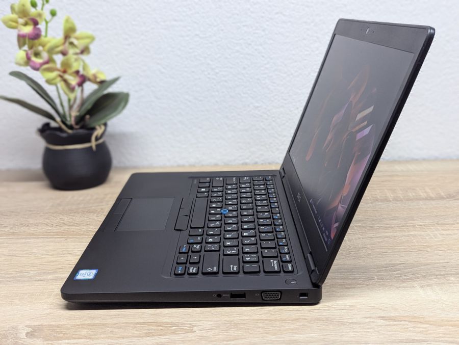 Ноутбук Б/В Dell Latitude 5480, Intel Core i5-6300U, DDR4 8 GB, SSD 128GB, 14" Full HD [ProductHub SKU Dell100--]