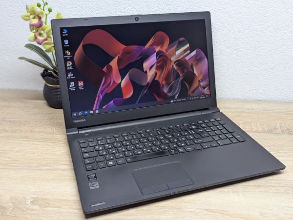 Ноутбук Б/В Toshiba Satellite Pro R50-B, Intel Core i5-4210, DDR3 8 GB, SSD 128GB, 15.6" HD