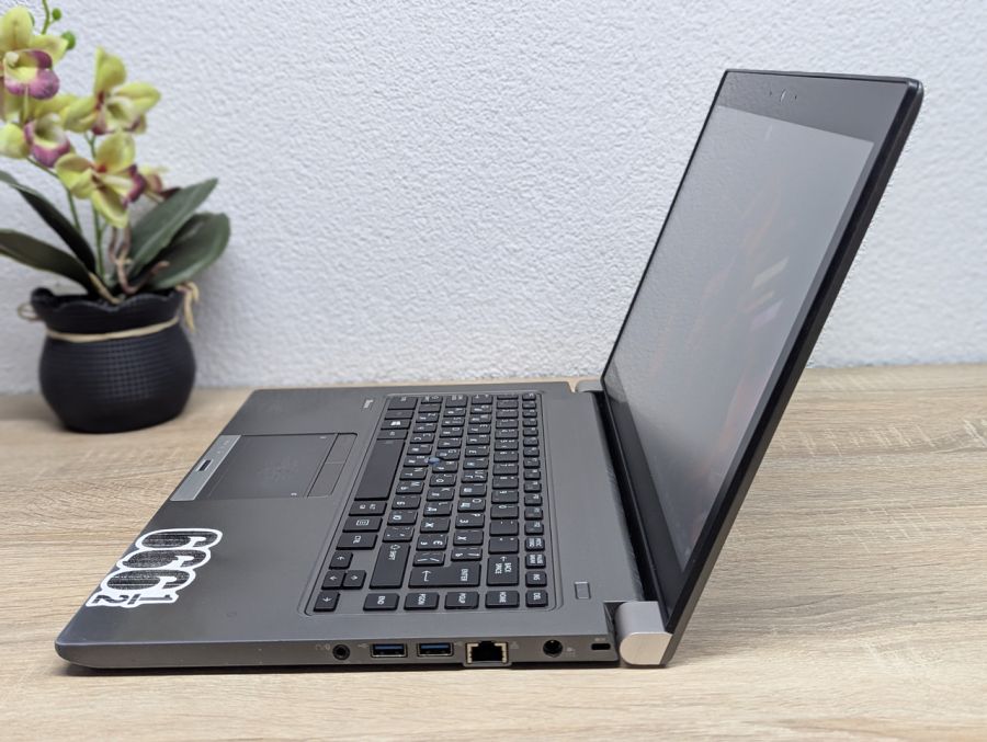 Ноутбук Б/В Toshiba Tecra Z40T-C, Intel Core i5-6300U, DDR3 8 GB, SSD 128GB, 14" Full HD Сенсор [ProductHub SKU T135]