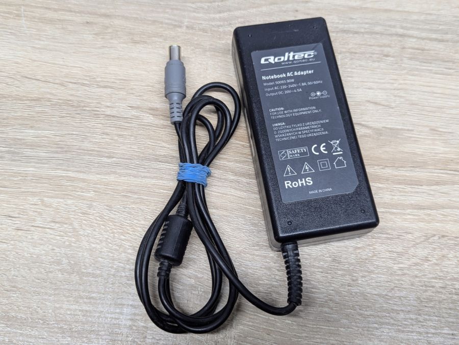 Блок живлення Qoltec 50093 90 Вт 20V 4.5A 7.9x5.5 мм Б/В