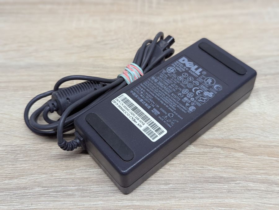 Б/В Блок живлення Dell AA20031 Family PA-6 70W, 20V,3.5A,3pin [ProductHub SKU AA20031]