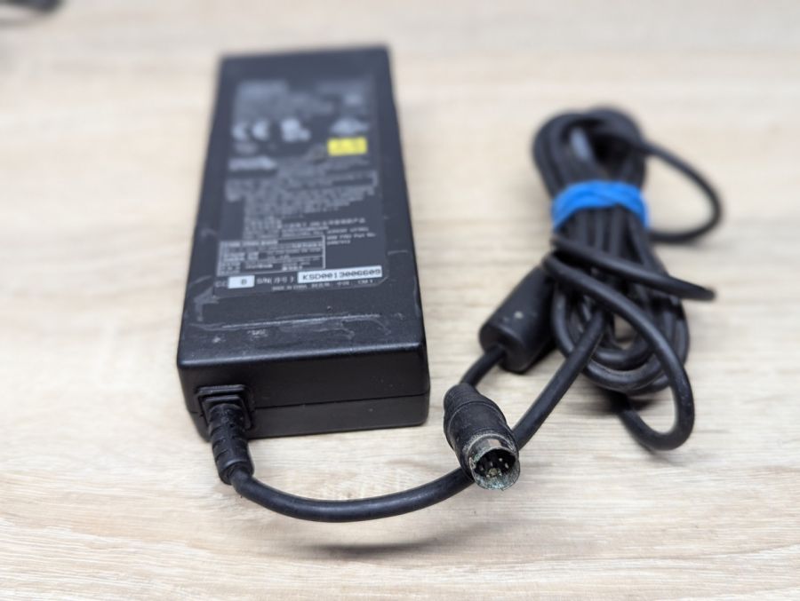 Блок живлення IBM ADP-60WB,53W,12V,4.4A,8-pin Mini-DIN Б/В