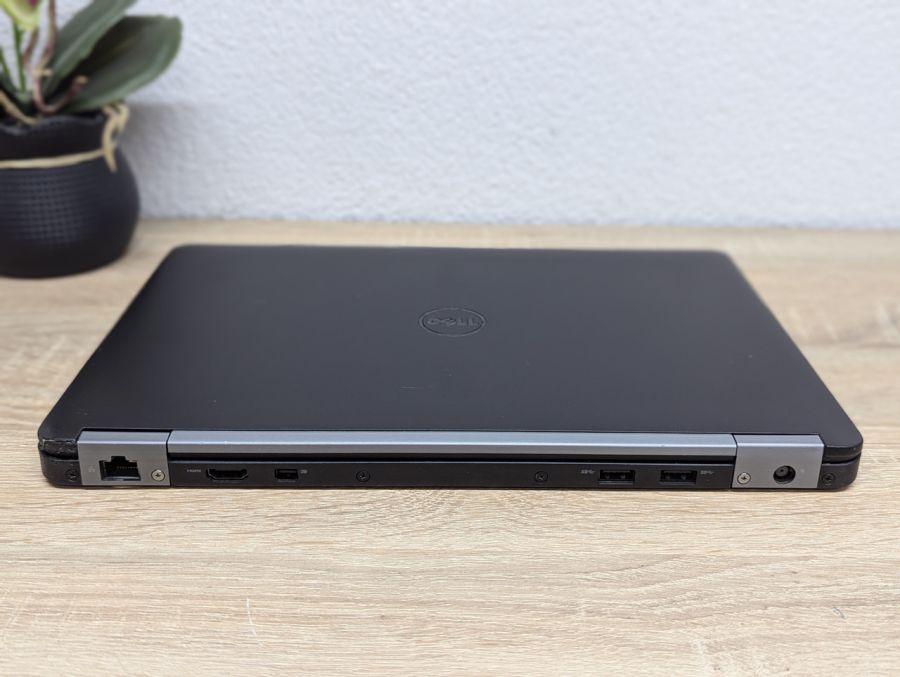 Ноутбук Б/В Dell Latitude E7270, Intel Core i7-6600U, DDR4 8GB, SSD 128GB, 12" HD
