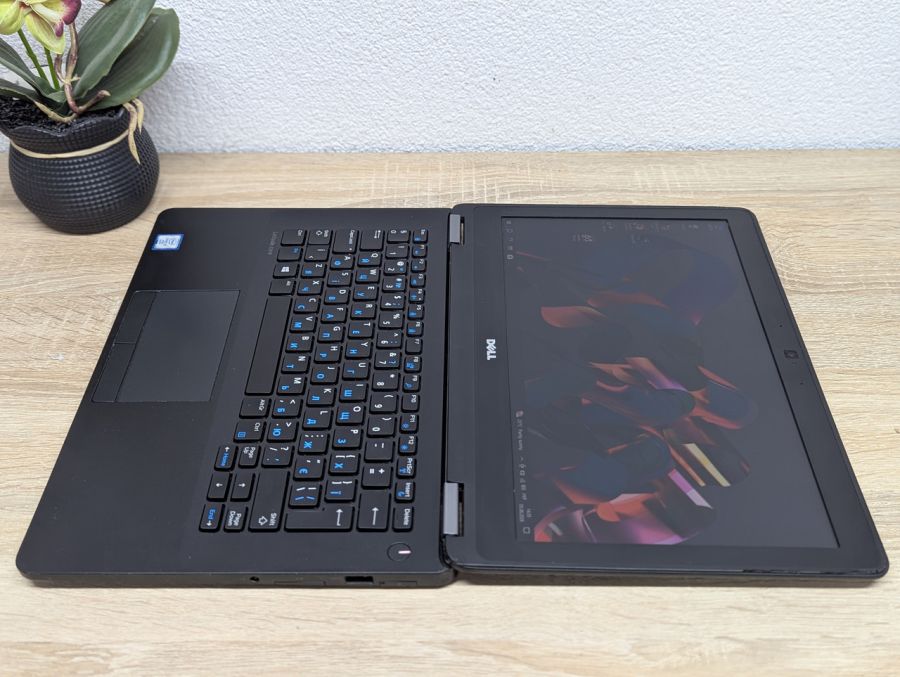 Ноутбук Б/В Dell Latitude E7270, Intel Core i7-6600U, DDR4 8GB, SSD 128GB, 12" HD