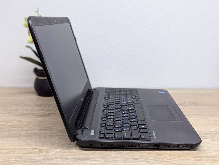 Ноутбук Б/В Dell Latitude 3540, Intel Core i5-4210U, DDR3 8 GB, SSD 128GB, 15.6" HD [ProductHub SKU Dell614]