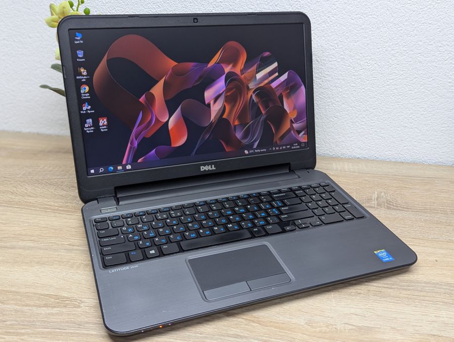 Ноутбук Б/В Dell Latitude 3540, Intel Core i5-4210U, DDR3 8 GB, SSD 128GB, 15.6" HD [ProductHub SKU Dell614]