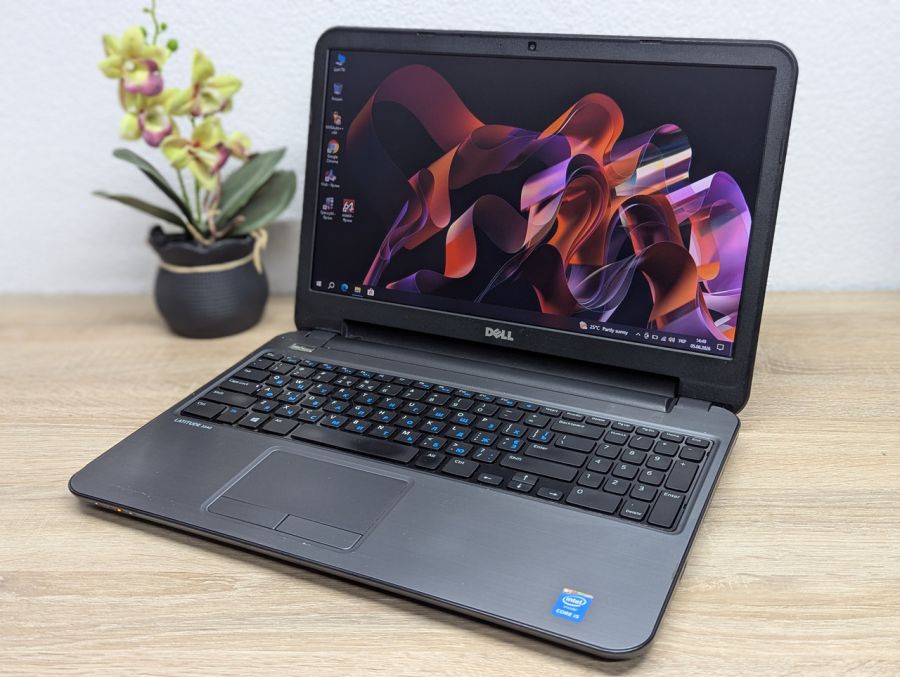 Ноутбук Б/В Dell Latitude 3540, Intel Core i5-4210U, DDR3 8GB, SSD 128GB, 15.6" HD