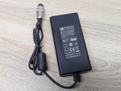 Блок живлення UE Electronic UE60-1205005SPA3, 60 Вт,12 В,5 А, GX16 3-pin Б/В