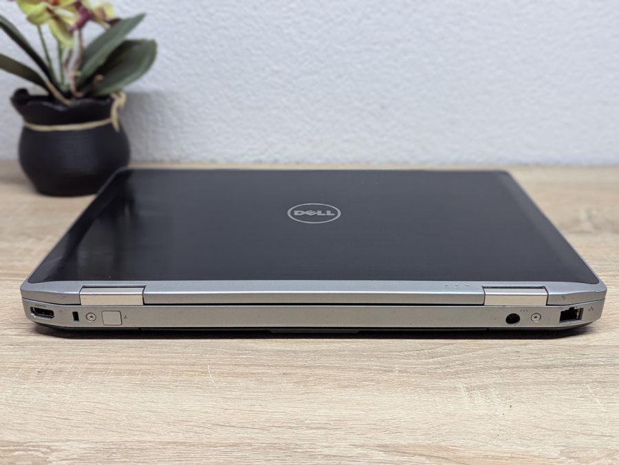Ноутбук Б/В Dell Latitude E6430, Intel Core i3-3120M, DDR3 8GB, SSD 128GB, 14" HD [ProductHub SKU Dell615]