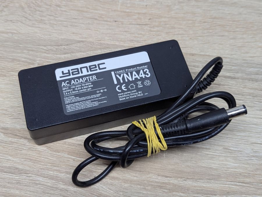Б/В Блок живлення Yanec YNA43,90 Вт,19.5 В, 4.62 А,7.4 x 5.0 мм [ProductHub SKU YNA43]