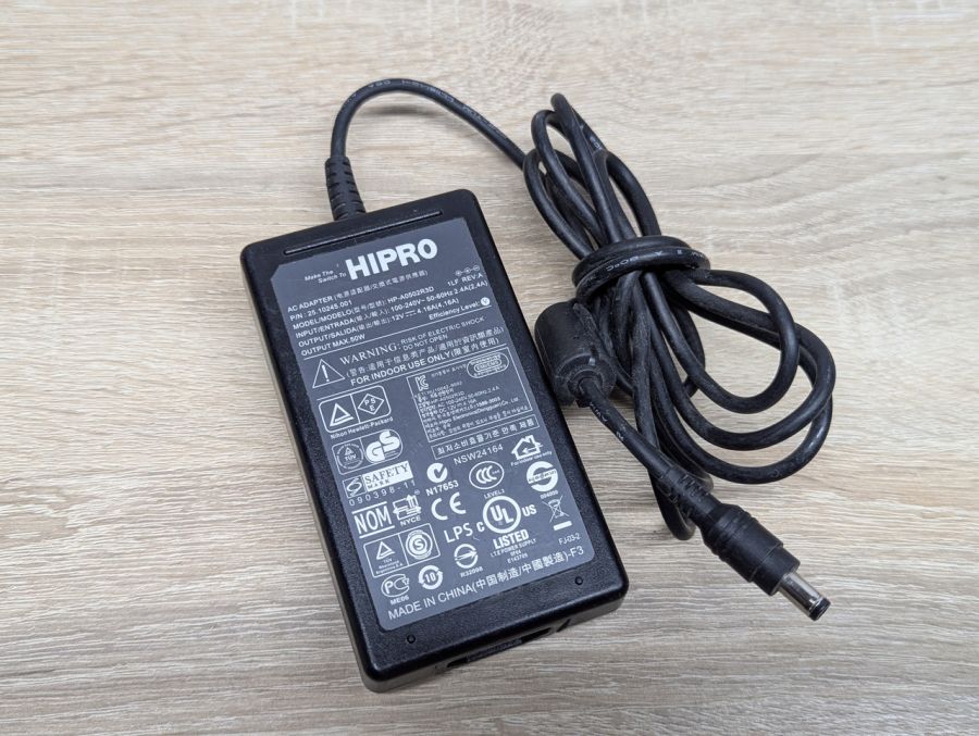 Б/В Блок живлення HIPRO HP-A0502R3D,50W,12V, 4.16A, 5.5x2.1мм [ProductHub SKU A0502R3D]