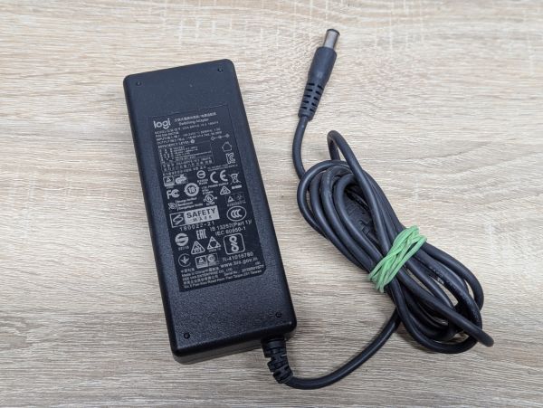 Б/В Блок живлення Logitech DSA-90PFE-19, 90 Вт,19.0 В,4.74 А,7.4x5.0 мм