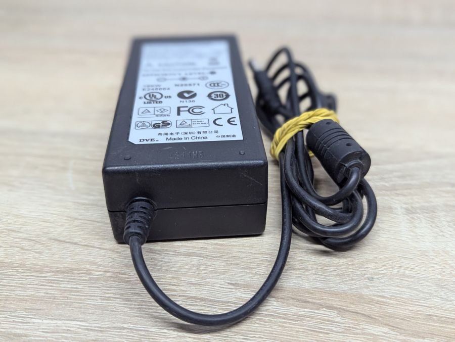 Б/В Блок живлення DVE DSA-60W-16 1,60W,+18 В,2.58 А,5.5x2.1мм [ProductHub SKU DSA-60W-16]