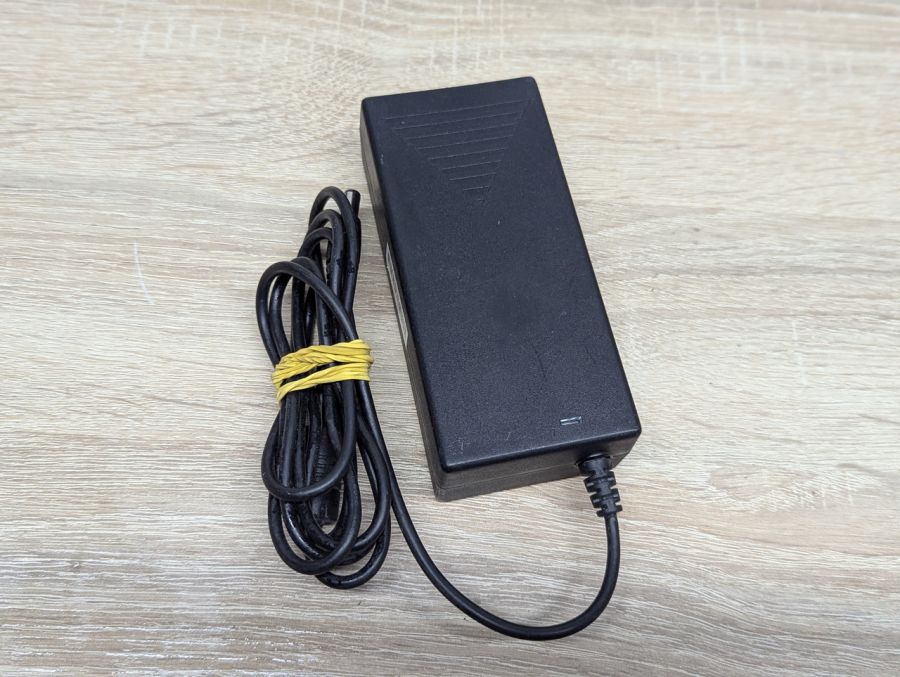 Б/В Блок живлення DVE DSA-60W-16 1,60W,+18 В,2.58 А,5.5x2.1мм [ProductHub SKU DSA-60W-16]