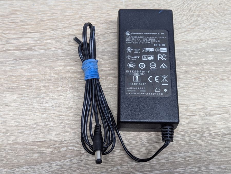 Блок живлення Elementec A140-1120300N, 12 В, 3 А,36 Вт, 5.5 * 2.1 мм Б/В