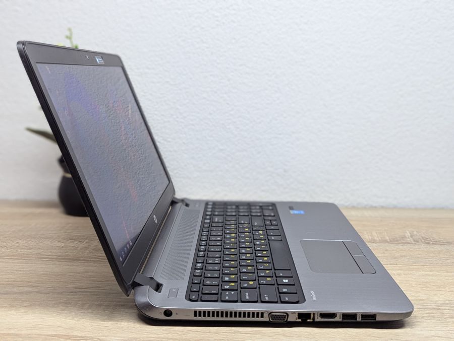 Ноутбук Б/В HP ProBook 450 G2, Intel Core i5-5200U, DDR3 8GB, SSD 128GB, 15.6" Full HD [ProductHub SKU HP888]