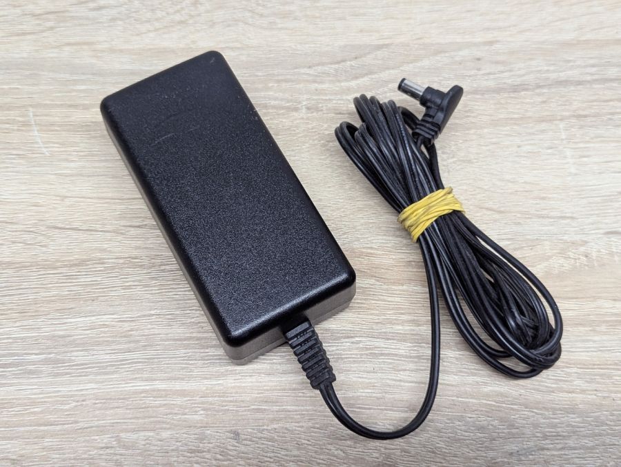 Б/В Блок живлення Cisco PSC18U-480,18 Вт, 48В,0.38А, 5.5 x 2.5 мм [ProductHub SKU PSC18U-480]