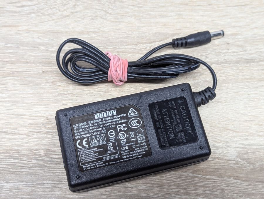 Б/В Блок живлення Billion BA024-050400MAX,5 В,4.0 А,20W,5.5x2.5мм [ProductHub SKU BA024]