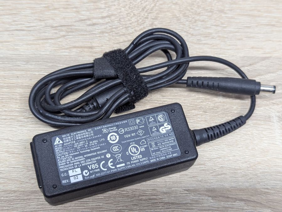 Блок живлення Delta Electronics ADP-36EH C,12В, 3А,36 Вт,5.5x2.5мм Б/В