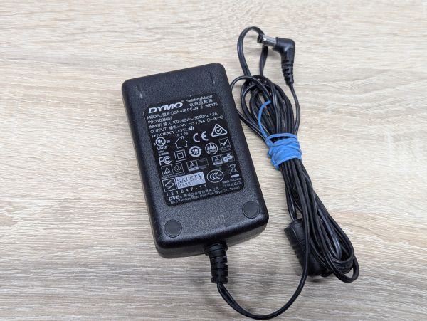 Б/В Блок живлення DYMO DSA-42PFC-24, 42 Вт,24V,1.75A,5.5x2.5мм