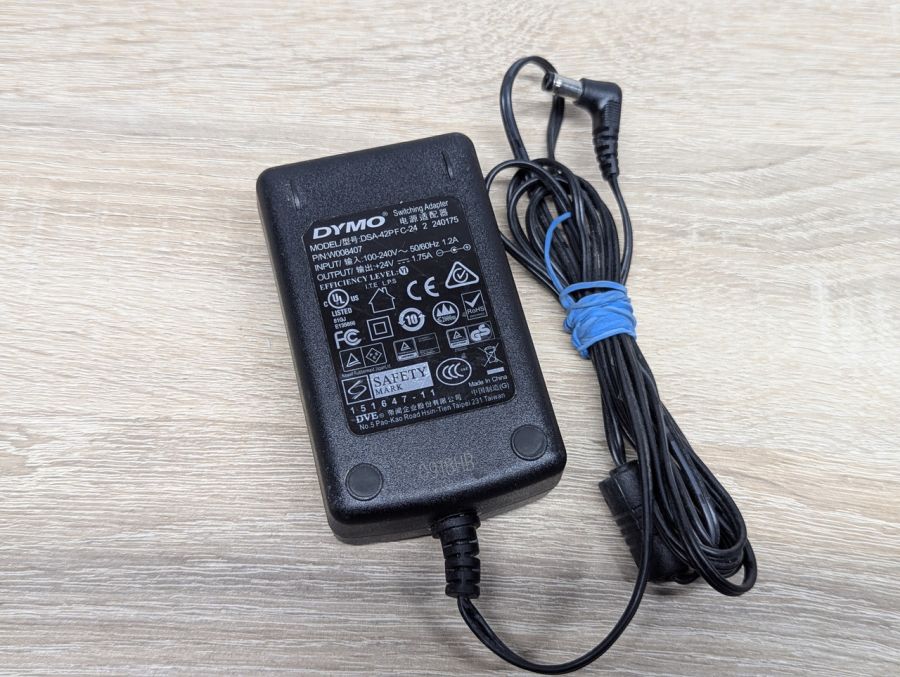 Блок живлення DYMO DSA-42PFC-24, 42 Вт,24V,1.75A,5.5x2.5мм Б/В