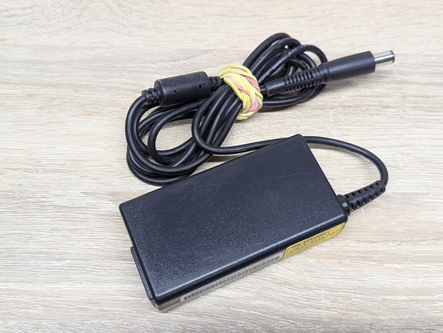 Б/В Блок живлення KFD A12-19.5V/3.34A,65W,7.4x5.0мм [ProductHub SKU KFD A12]