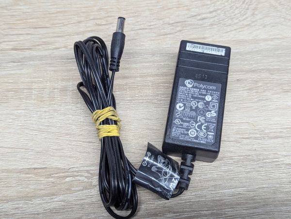 Б/В Блок живлення Polycom SPS-12A-009,12 В,1 А,5.5 x 2.5 мм [ProductHub SKU SPS-12A-009]