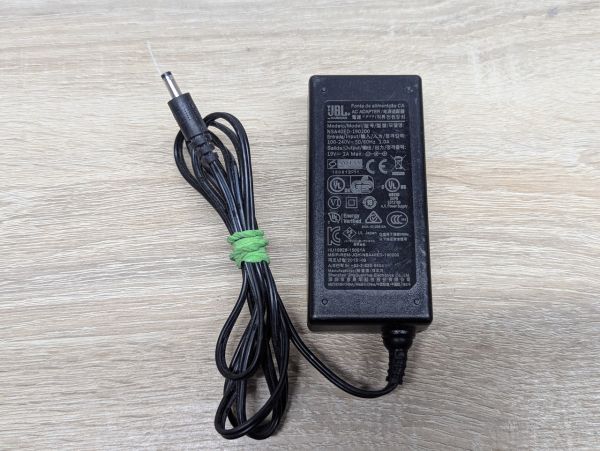 Б/В Блок живлення JBL NSA40ED,38 Вт,19V, 2A,4.0 x 1.7 мм [ProductHub SKU NSA40ED]