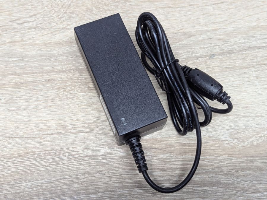 Б/В Блок живлення GLH 9.0 Вт,9.0 В,1.0 А,5.5x2.5мм [ProductHub SKU G024A0]
