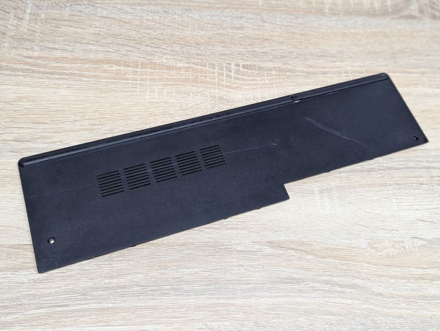 Б/В Сервісна кришка для ноутбука Dell Inspiron 15-5558,5559, 5555, 5551, 5552, 5566,Dell Vostro 15 [ProductHub SKU CN-0X3FNF]