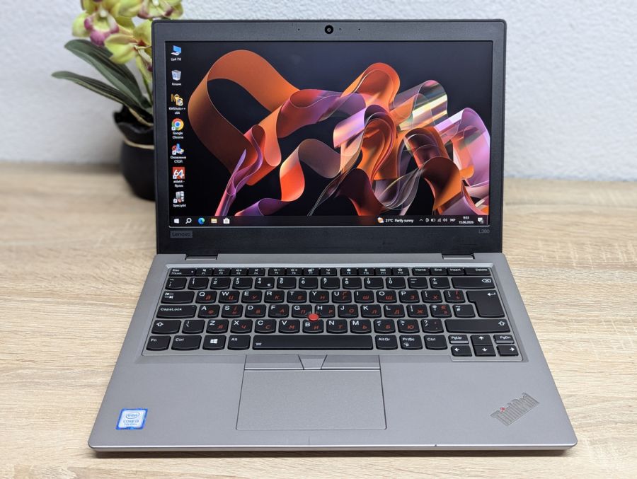 Ноутбук Б/В Lenovo ThinkPad L380, Intel Core i3-7020U, DDR4 8 GB, SSD 256GB, 13" Full HD [ProductHub SKU L610]